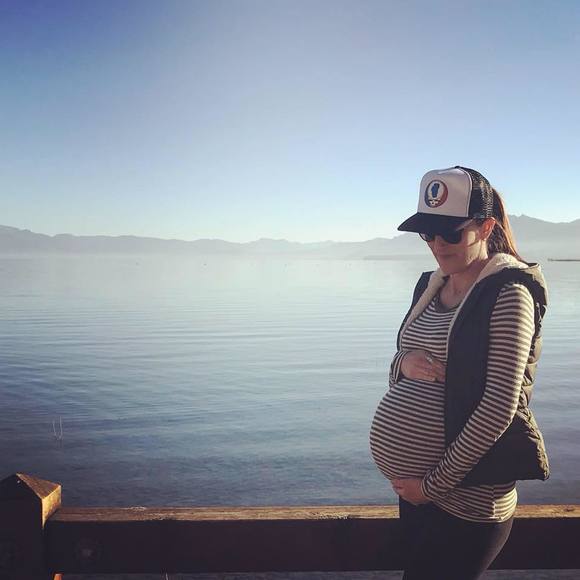 Meet your Posher, Danielle - Picture 1 of 1